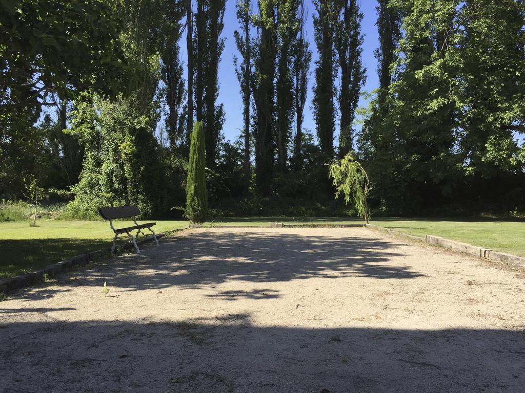 Montjoia Panzió L'Isle-sur-la-Sorgue Kültér fotó
